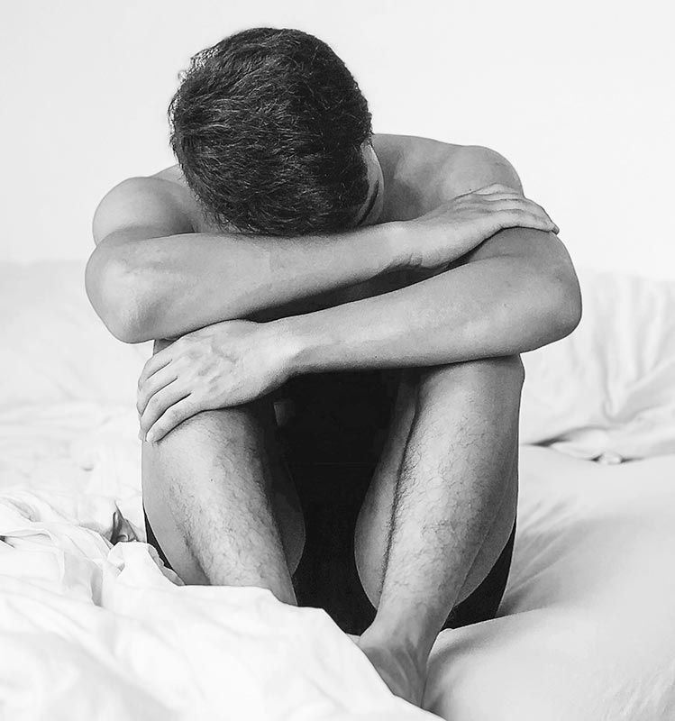 Hombre con disfunciones del suelo pélvico